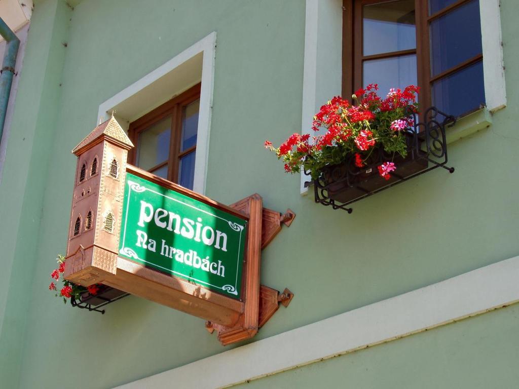 Penzion Na Hradbach Лоуни Екстер'єр фото