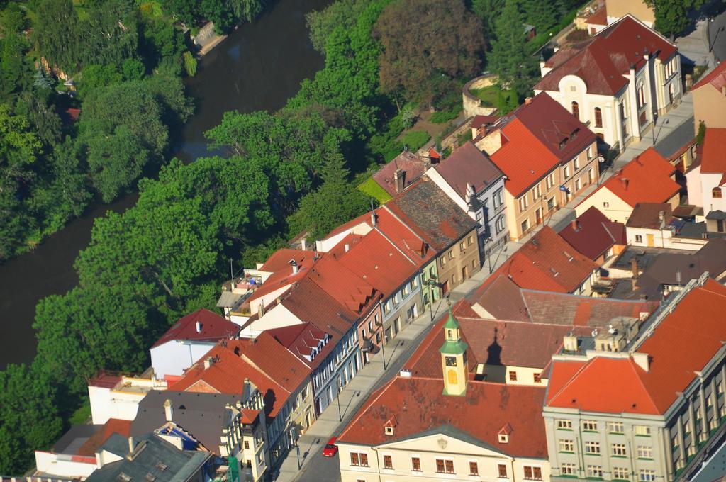Penzion Na Hradbach Лоуни Екстер'єр фото