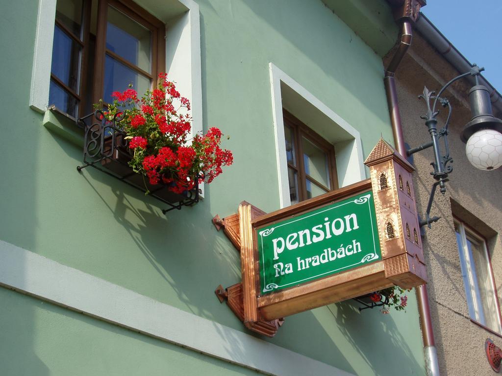 Penzion Na Hradbach Лоуни Екстер'єр фото
